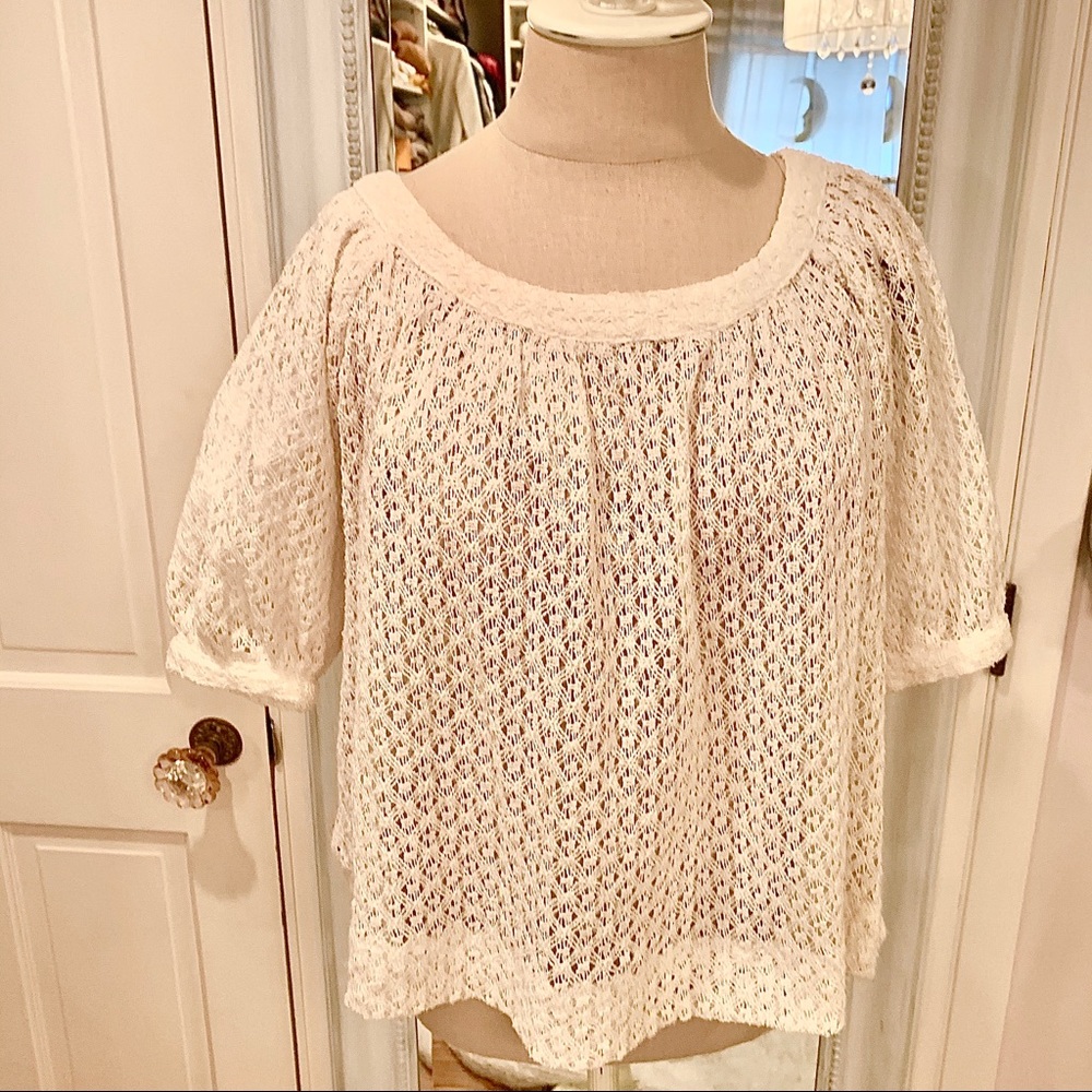 Kenneth Cole lace top with matching cami🤩